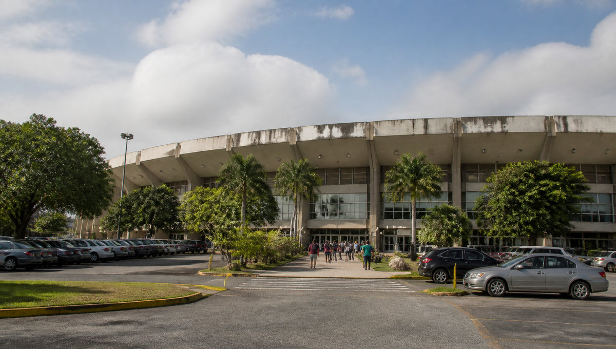 Where to Park at Roberto Clemente Coliseum