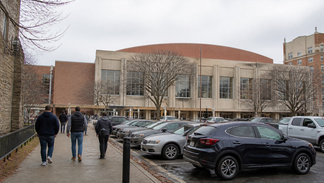 Tom Gola Arena Parking Lots Rates and Transit Guide