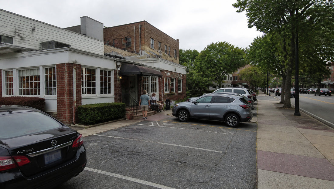 Mary Mac's Tea Room Parking Options and Arrival Tips