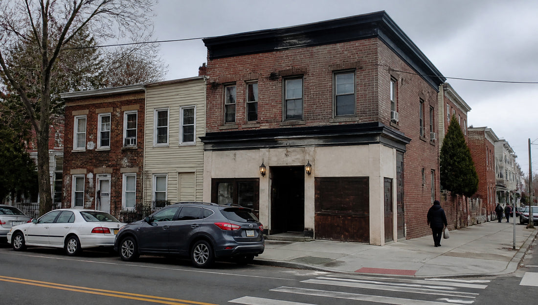 Best Parking Options Near Neir's Tavern in Queens