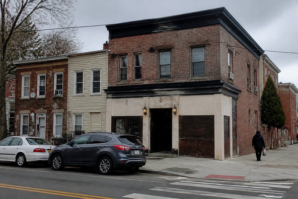 Best Parking Options Near Neir's Tavern in Queens