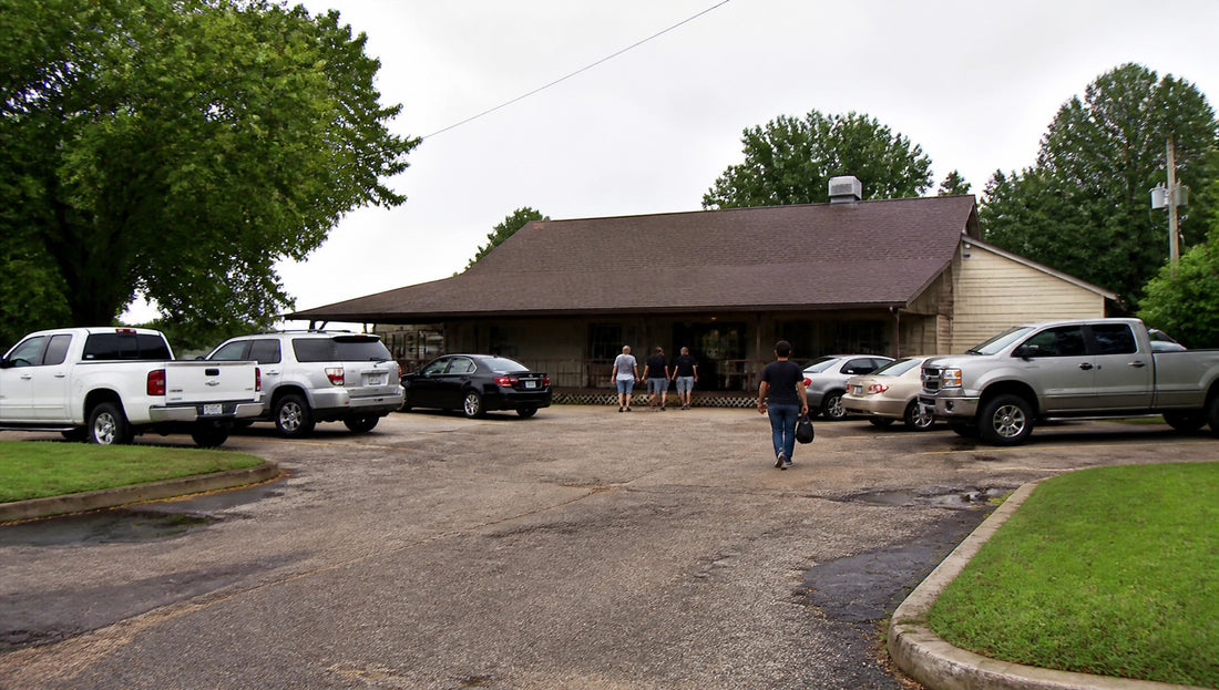 McGehee Catfish Restaurant Parking and Airport Options