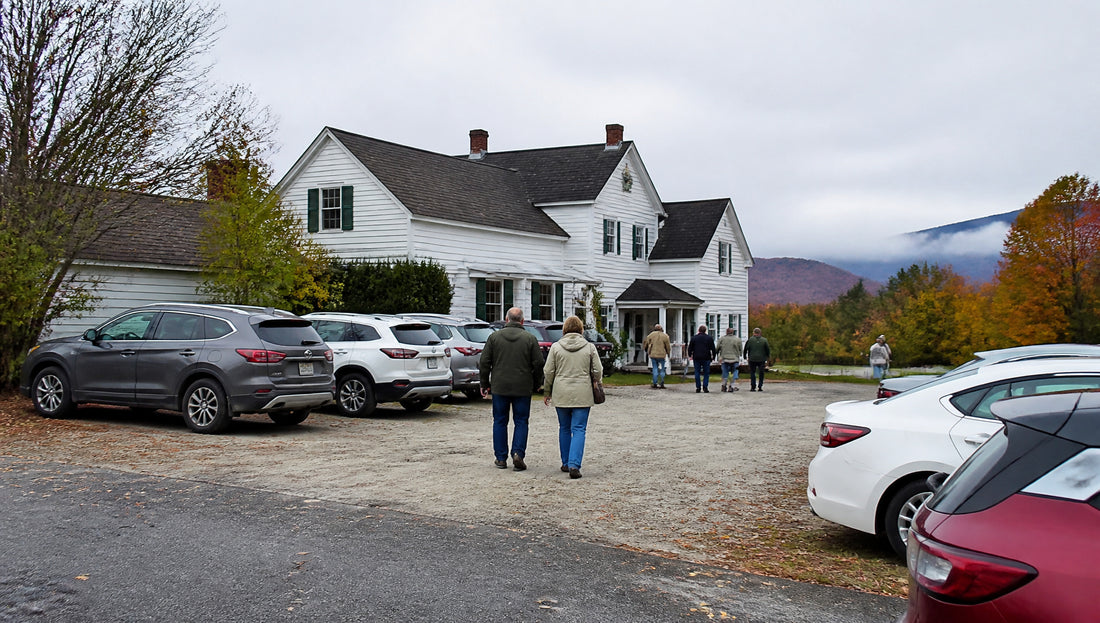 Polly's Pancake Parlor Parking Tips and Lot Rules